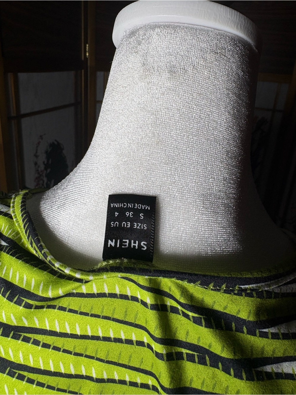 Neon Green Pattern Bodycon Dress 💚 - Picture 4 of 4